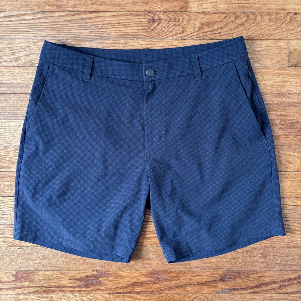 Lululemon Commission Classic-Fit Short 7" *Ventlight